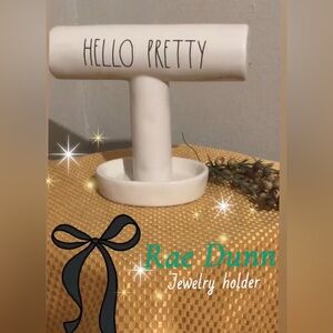SOLD✨Rae Dunn Cream Jewelry Stand